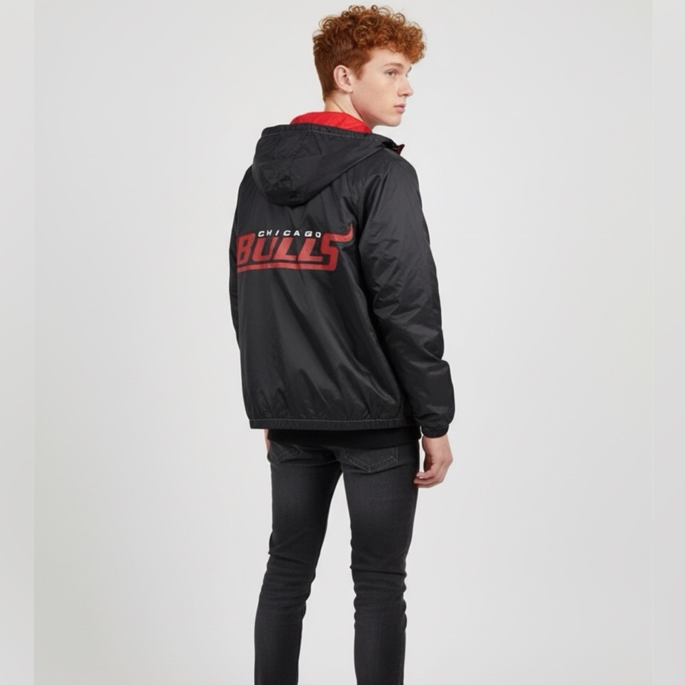 Vintage GAP / NBA Collab Chicago Bulls Quarter Zip Windbreaker Jacket